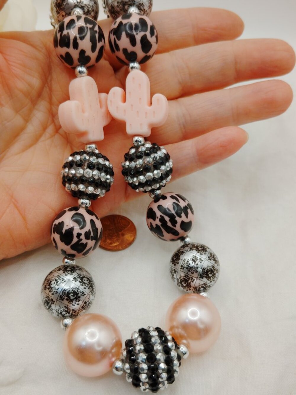 Pink Cactus Bubblegum Necklace – 18"